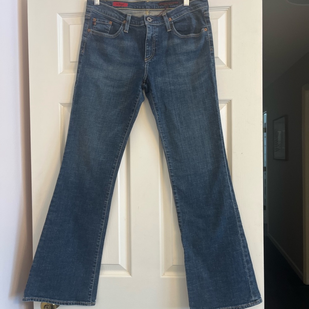 AG Jeans. The Angel bootcut. 31R.